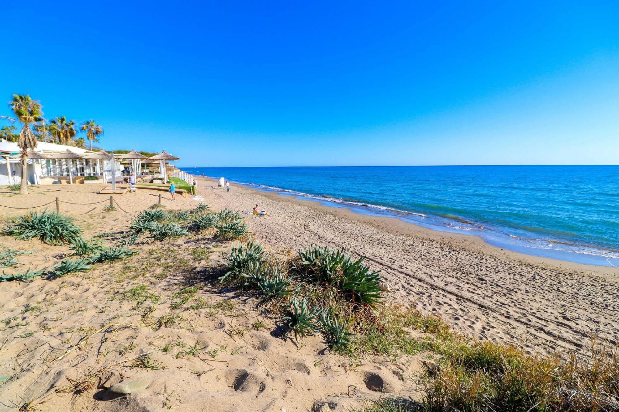 Romana Playa Apartment By The Beach Marbella Exterior foto